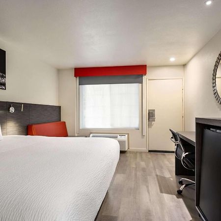 Ramada By Wyndham Anaheim Convention Center Hotel Ngoại thất bức ảnh