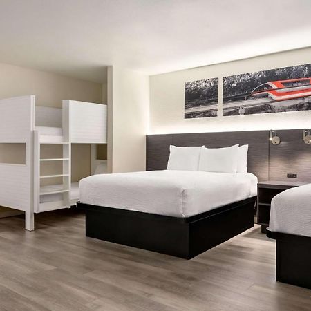 Ramada By Wyndham Anaheim Convention Center Hotel Ngoại thất bức ảnh
